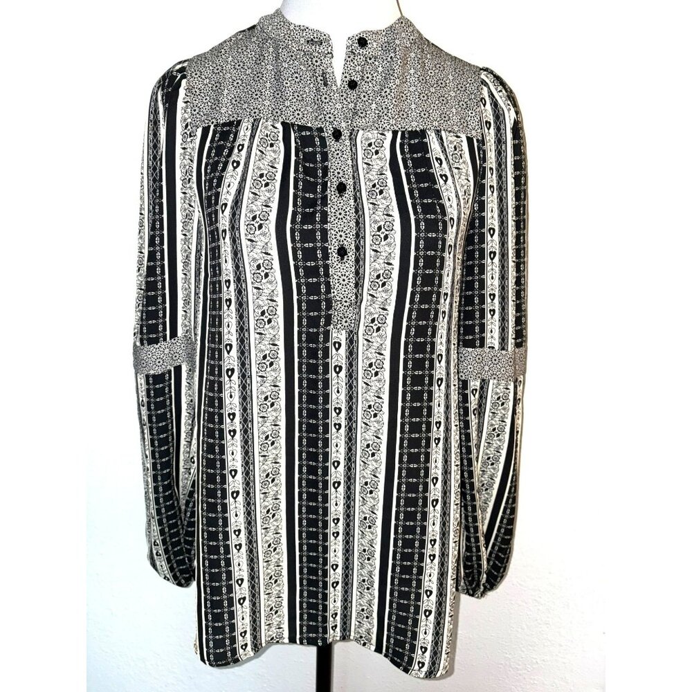 NWT Buckle Black Black & White Floral Long Sleeve Peasant Blouse Size XS